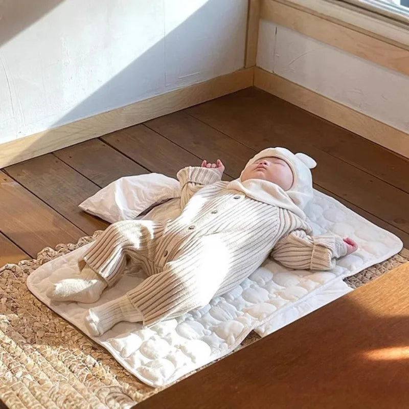 Matelas à Langer Portable pour Bébé – Pliable et Imperméable